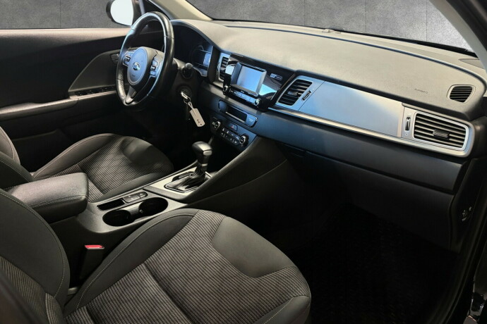 kia-niro-elektrisitetbensin-2017-big-16