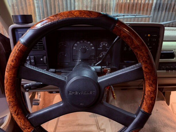 chevrolet-silverado-1500-bensin-1988-big-26
