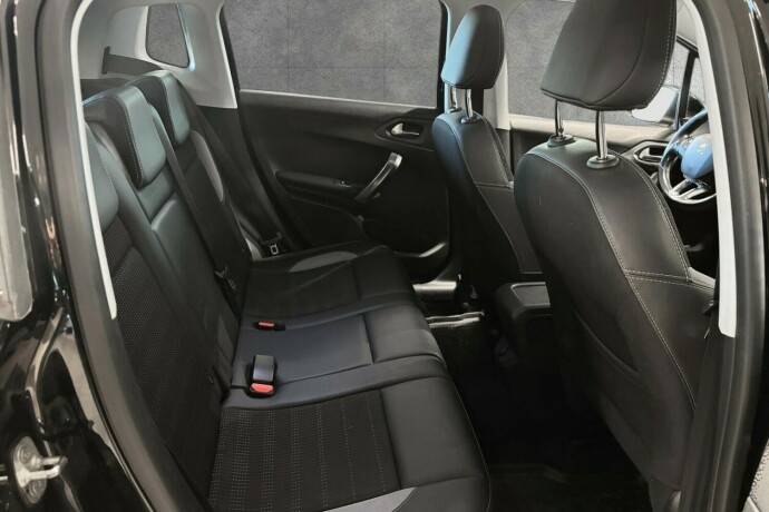 peugeot-2008-bensin-2018-big-14