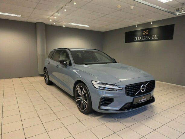 volvo-v60-plug-in-petrol-2022-big-10