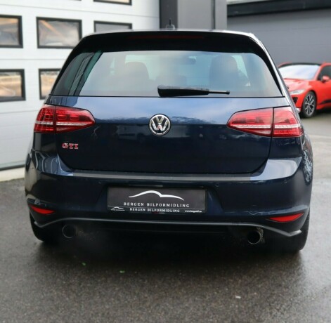 volkswagen-golf-vii-bensin-2017-big-5