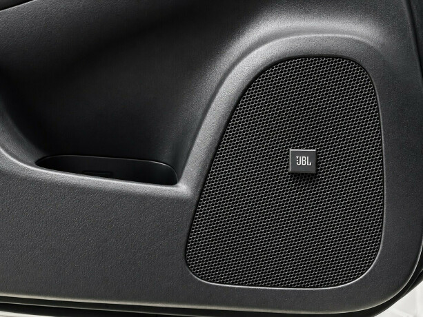 toyota-prius-bensin-2012-big-14
