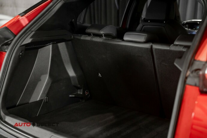 peugeot-e-2008-elektrisitet-2021-big-8