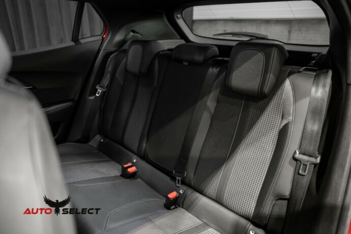 peugeot-e-2008-elektrisitet-2021-big-16