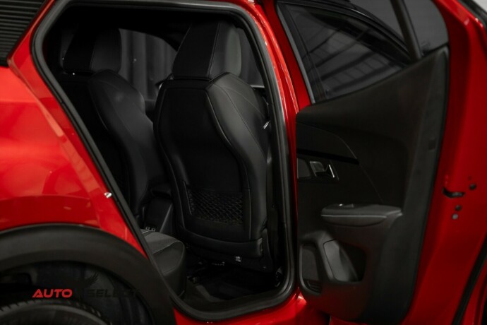 peugeot-e-2008-elektrisitet-2021-big-10