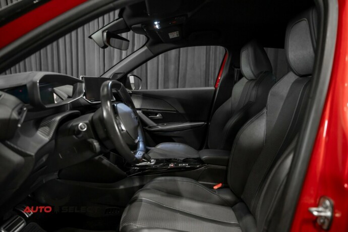 peugeot-e-2008-elektrisitet-2021-big-19