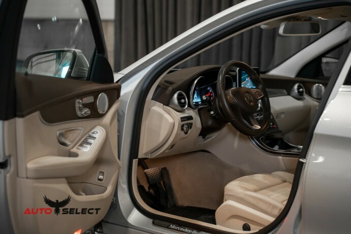 mercedes-benz-c200-bensin-2018-big-20
