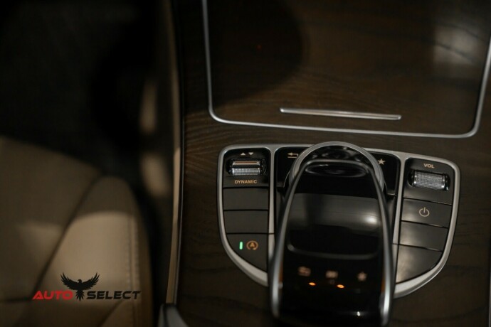 mercedes-benz-c200-bensin-2018-big-35