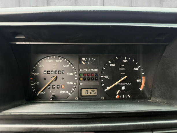 volkswagen-golf-ii-diesel-1991-big-13