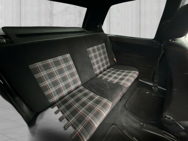volkswagen-golf-ii-diesel-1991-big-15