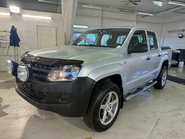 volkswagen-amarok-diesel-2011-big-7