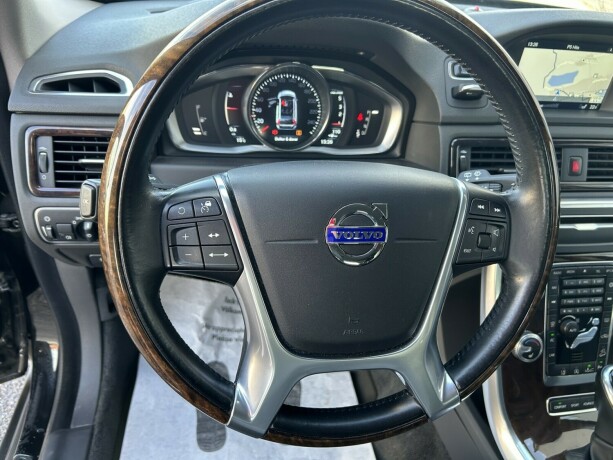 volvo-xc-70-diesel-2016-big-19