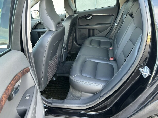 volvo-xc-70-diesel-2016-big-12