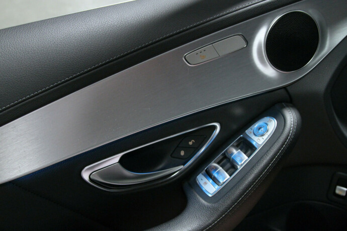 mercedes-benz-c180-bensin-2015-big-24
