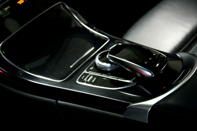 mercedes-benz-c180-bensin-2015-big-15