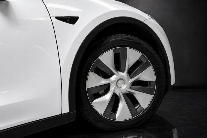 tesla-model-y-elektrisitet-2023-big-13