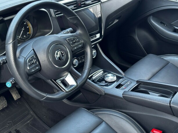 mg-zs-ev-elektrisitet-2020-big-16