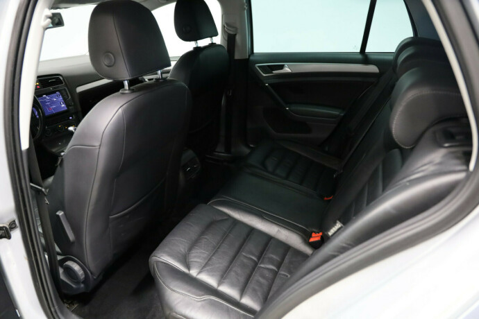 volkswagen-e-golf-vii-elektrisitet-2015-big-10
