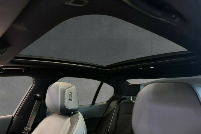 bmw-i5-m60-elektrisitet-2024-big-34