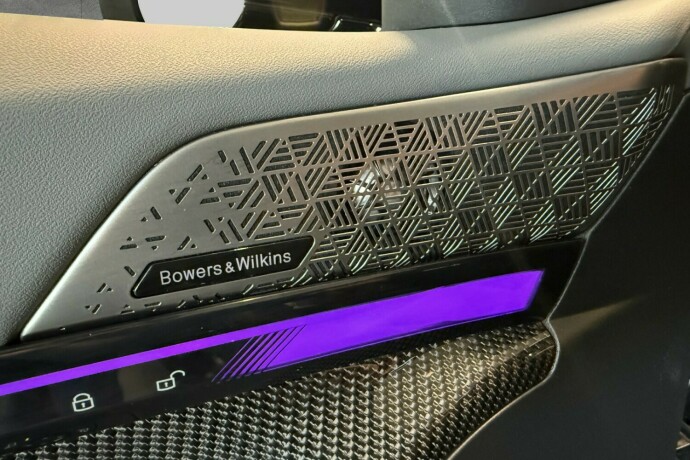 bmw-i5-m60-elektrisitet-2024-big-11