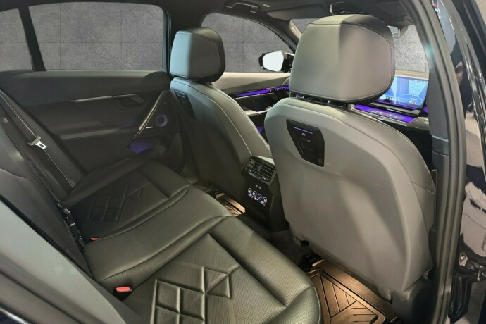 bmw-i5-m60-elektrisitet-2024-big-29