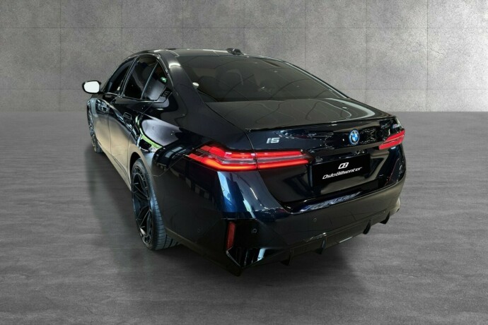 bmw-i5-m60-elektrisitet-2024-big-3