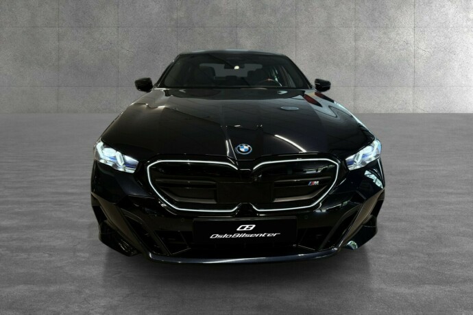 bmw-i5-m60-elektrisitet-2024-big-8