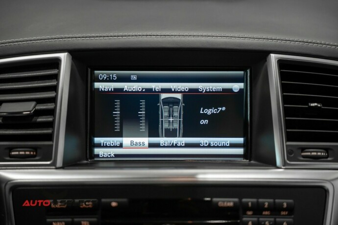 mercedes-benz-gl350-diesel-2012-big-49