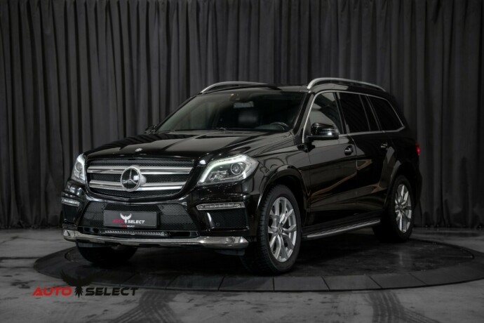 mercedes-benz-gl350-diesel-2012-big-4