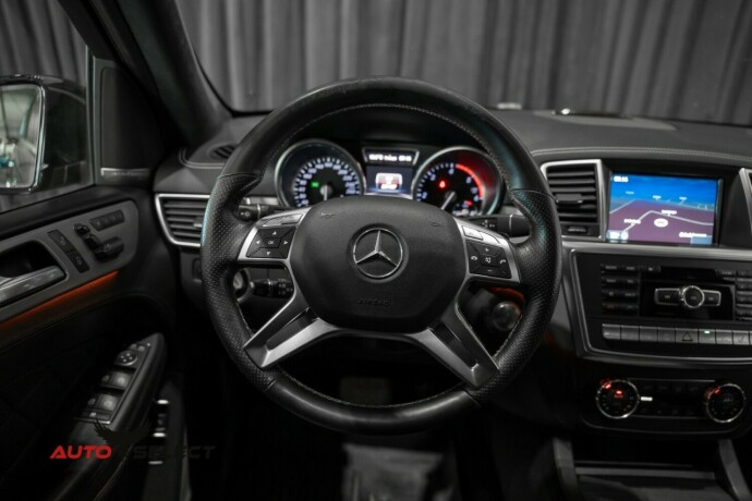 mercedes-benz-gl350-diesel-2012-big-33