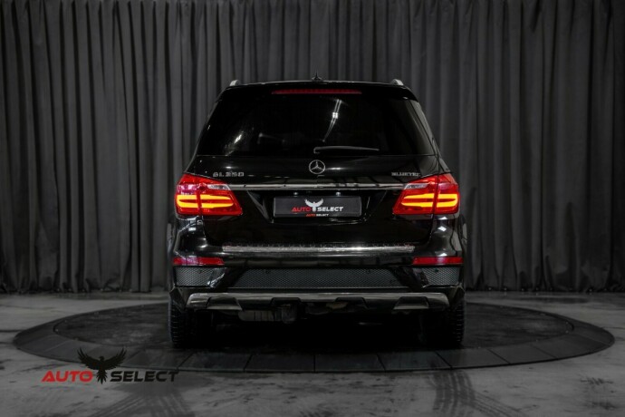 mercedes-benz-gl350-diesel-2012-big-8