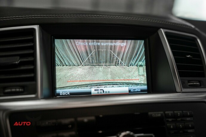 mercedes-benz-gl350-diesel-2012-big-52