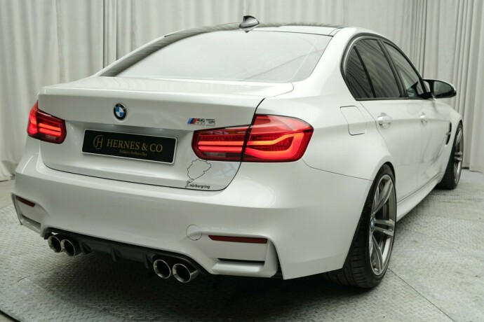 bmw-m3-bensin-2016-big-19
