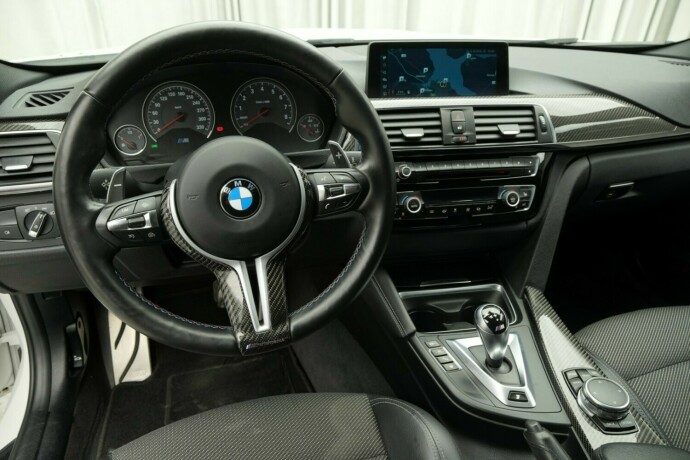 bmw-m3-bensin-2016-big-29