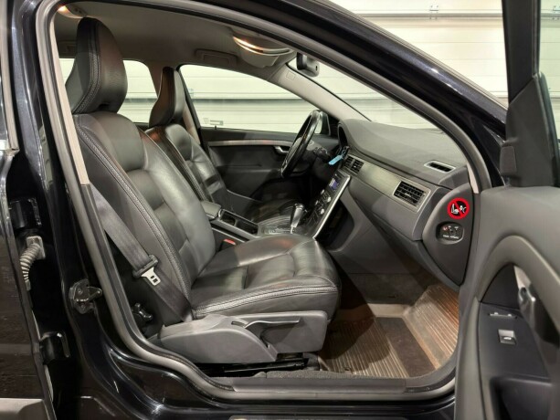 volvo-xc-70-diesel-2011-big-9