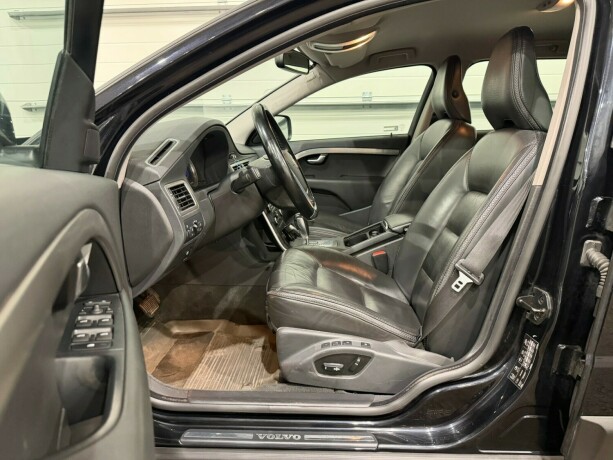 volvo-xc-70-diesel-2011-big-7