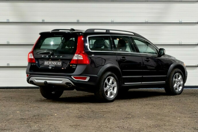 volvo-xc-70-diesel-2011-big-2