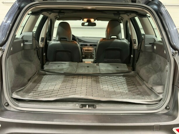 volvo-xc-70-diesel-2011-big-14
