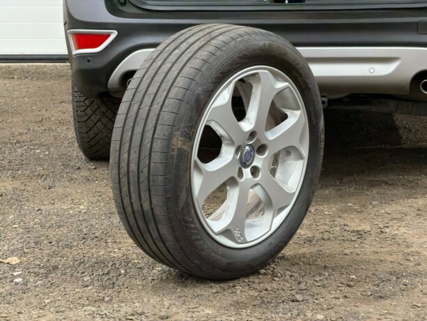 volvo-xc-70-diesel-2011-big-19