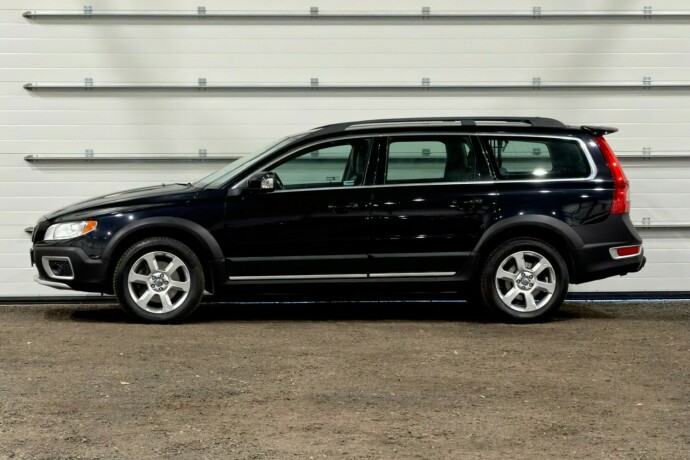 volvo-xc-70-diesel-2011-big-4