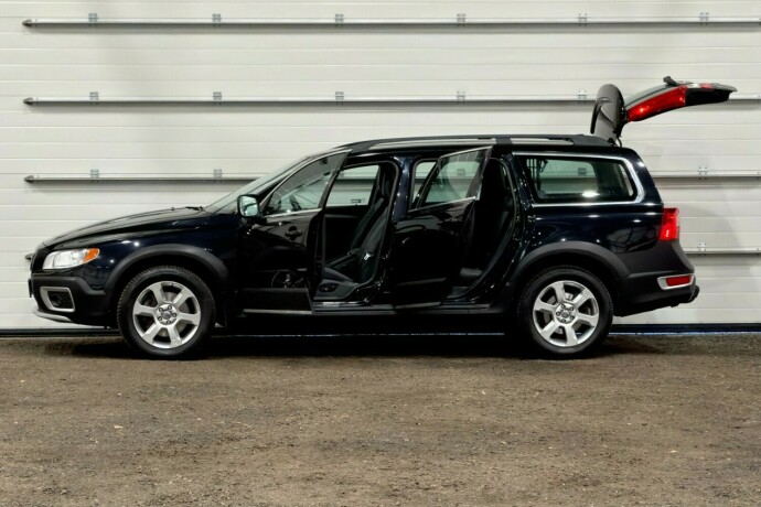 volvo-xc-70-diesel-2011-big-5