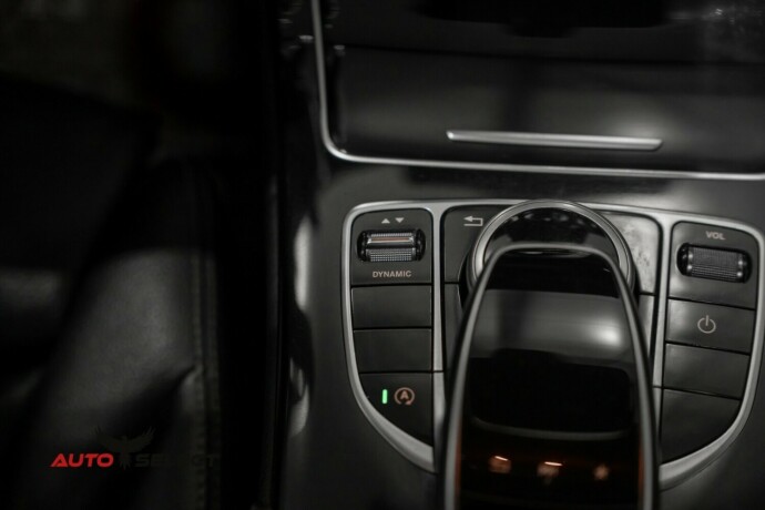 mercedes-benz-c200-bensin-2017-big-38