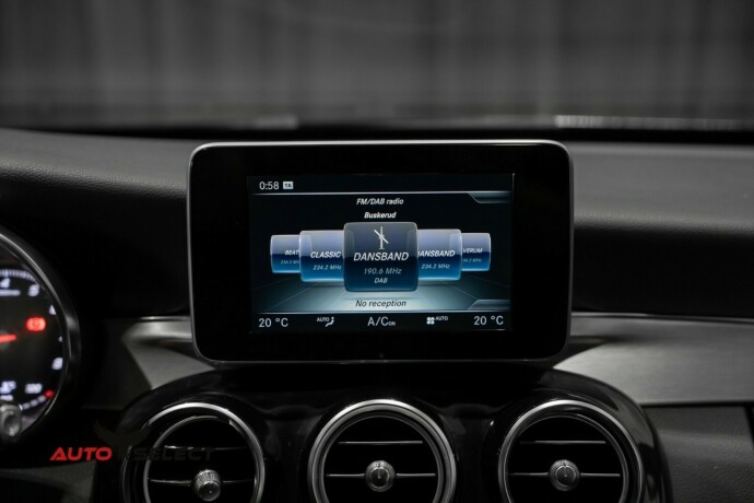 mercedes-benz-c200-bensin-2017-big-35