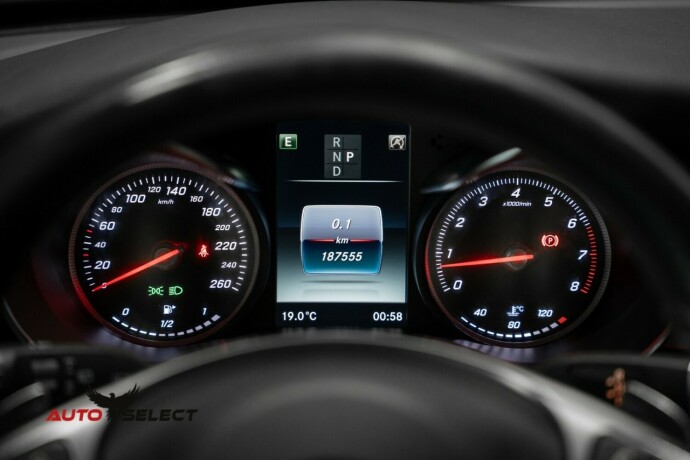 mercedes-benz-c200-bensin-2017-big-32