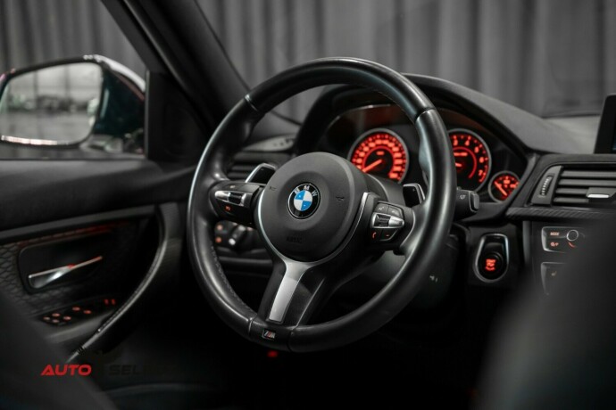 bmw-335i-bensin-2012-big-25
