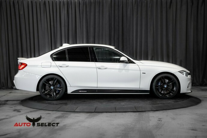 bmw-335i-bensin-2012-big-10