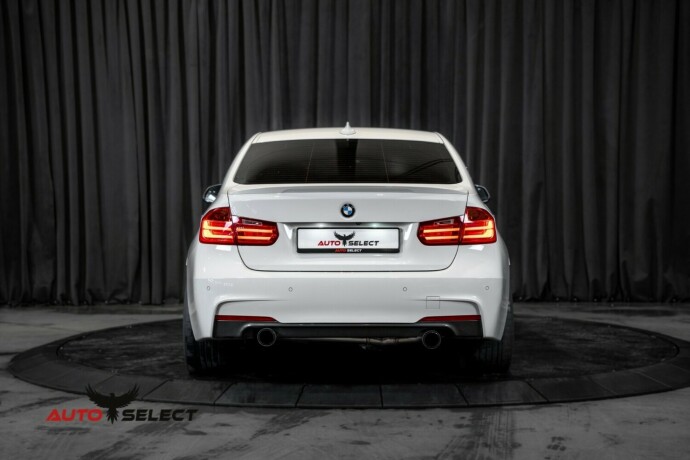 bmw-335i-bensin-2012-big-7