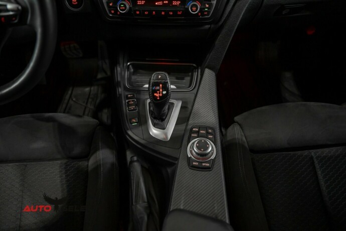 bmw-335i-bensin-2012-big-36