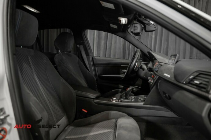 bmw-335i-bensin-2012-big-18