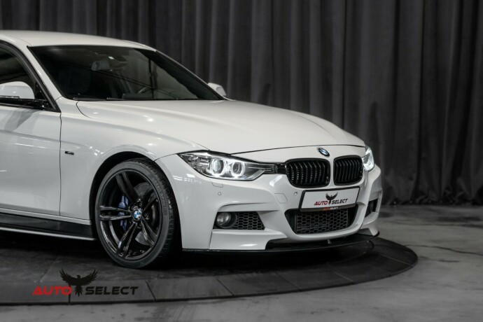 bmw-335i-bensin-2012-big-1